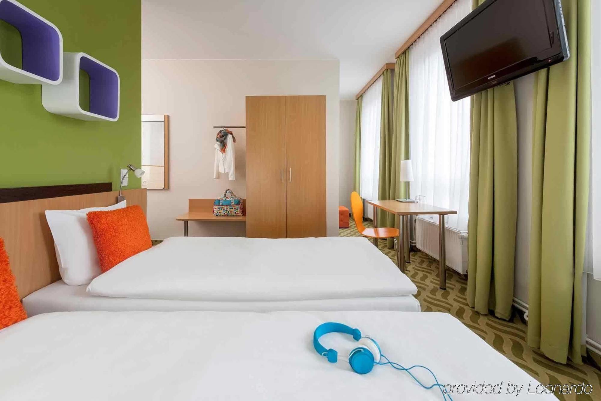 ibis Styles Berlin City Ost Exterior foto