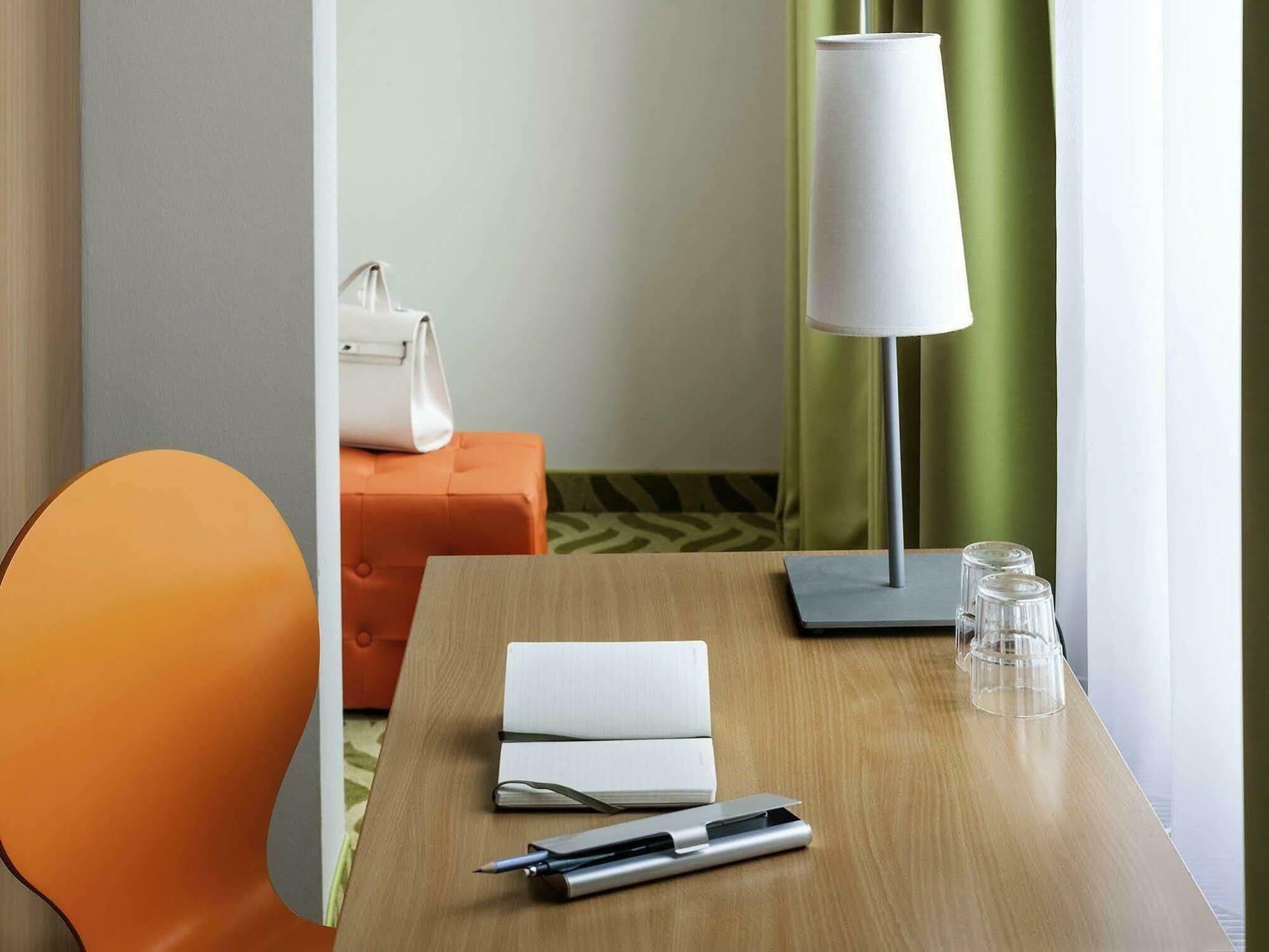 ibis Styles Berlin City Ost Exterior foto